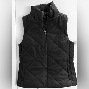 New York & Company Women's Black Puffer Vest.